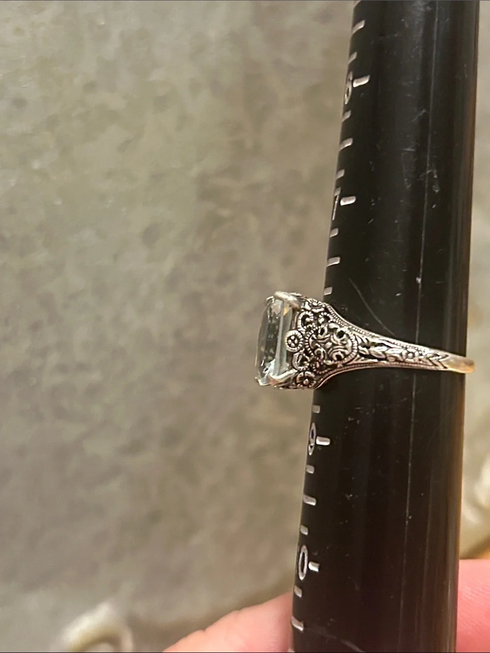 Sterling Silver Vintage-Style Aquamarine Ring - Light Blue Gemstone